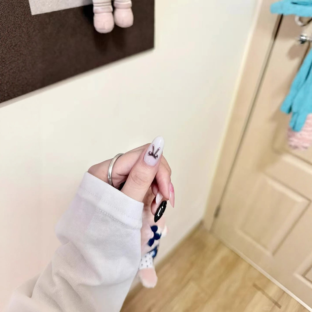 Artistic Design Press-On Nail Set