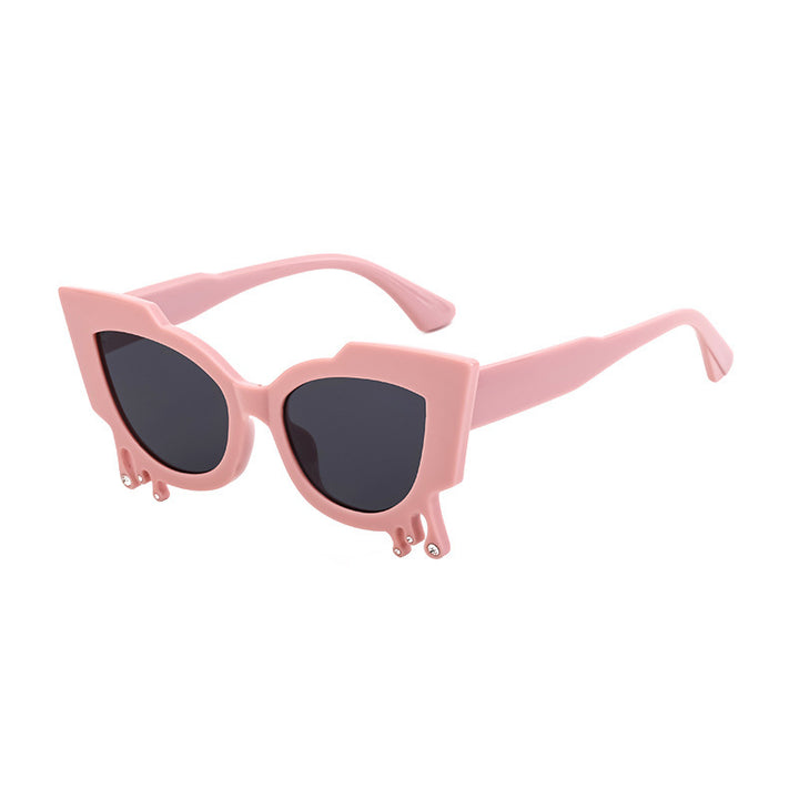 Women Exclusive Cat Eyes Sunglasses with Artistic Details Kalsten