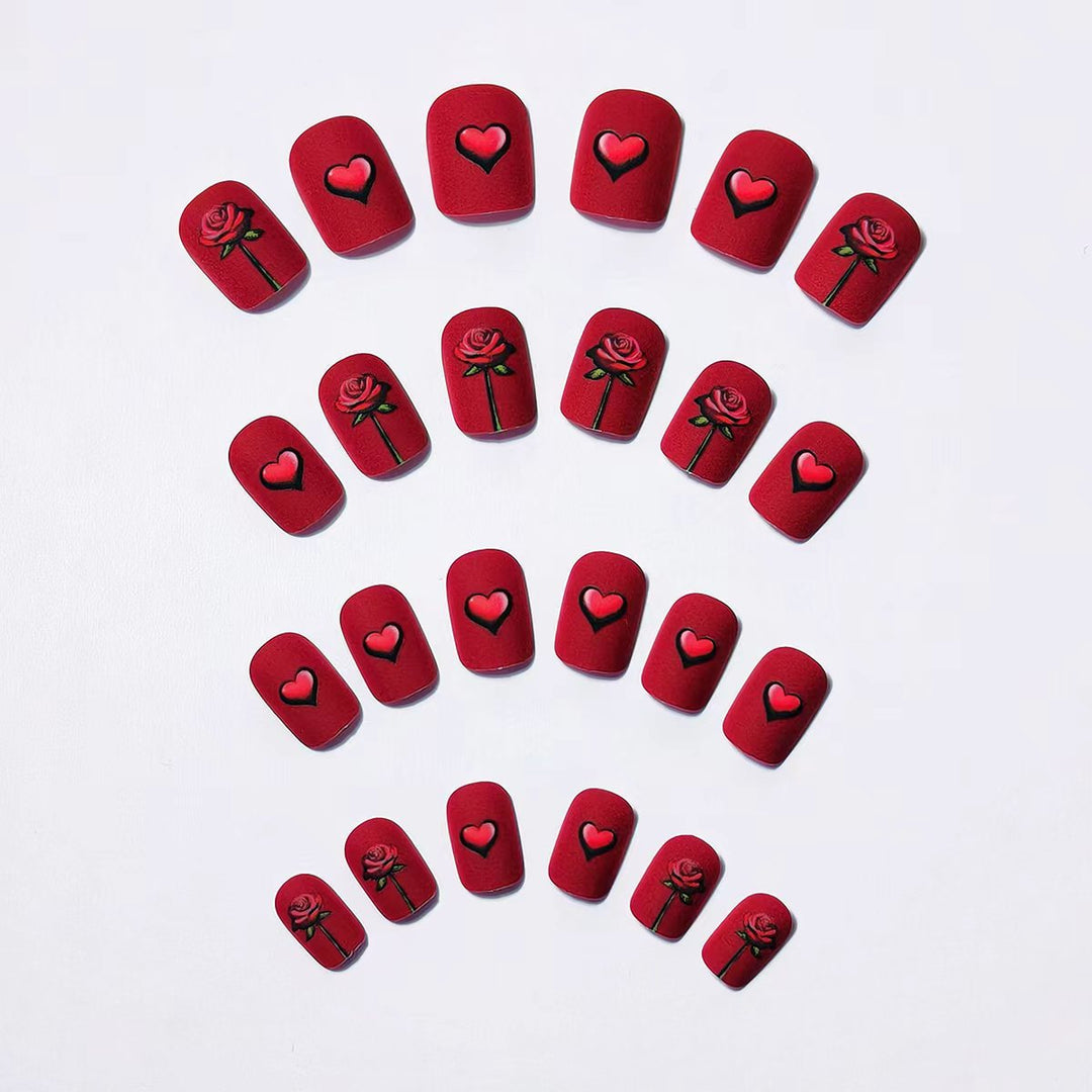 Artificial nails with romantic rose and heart design Kalsten
