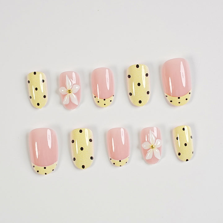 Artistic Press-On Nail Set