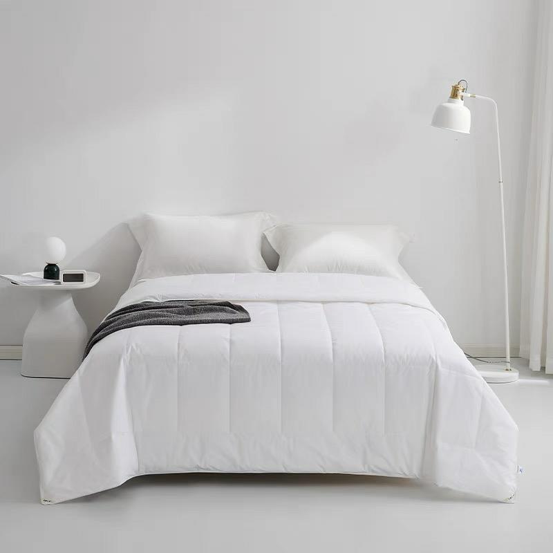 Premium Hypoallergenic Down Alternative Comforter Kalsten