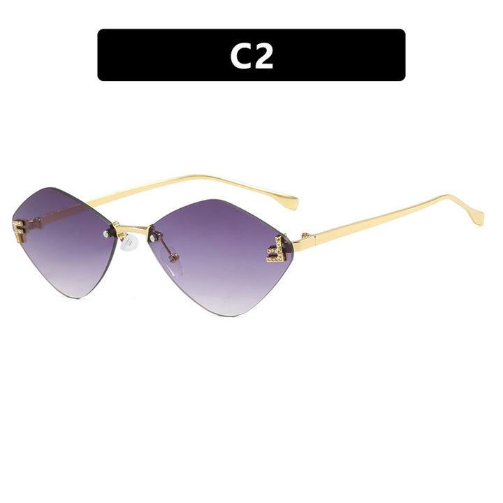 Women's geometric sunglasses in an extravagant design with gradient lenses Kalsten