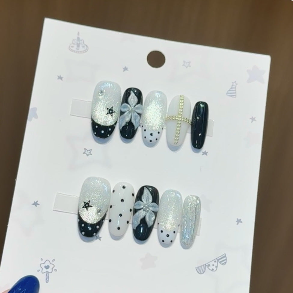 Glamorous artificial nail tips with floral accents Kalsten