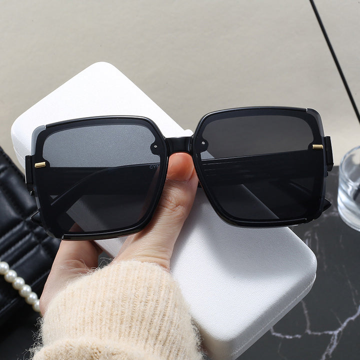 Women's square sunglasses with trendy geometric design Kalsten