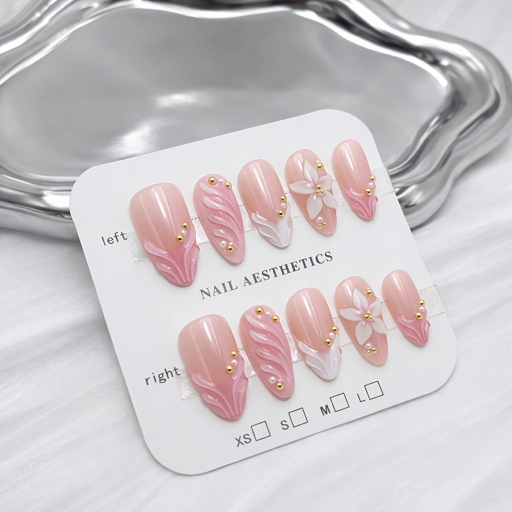 Elegant Floral Nail Set Kalsten