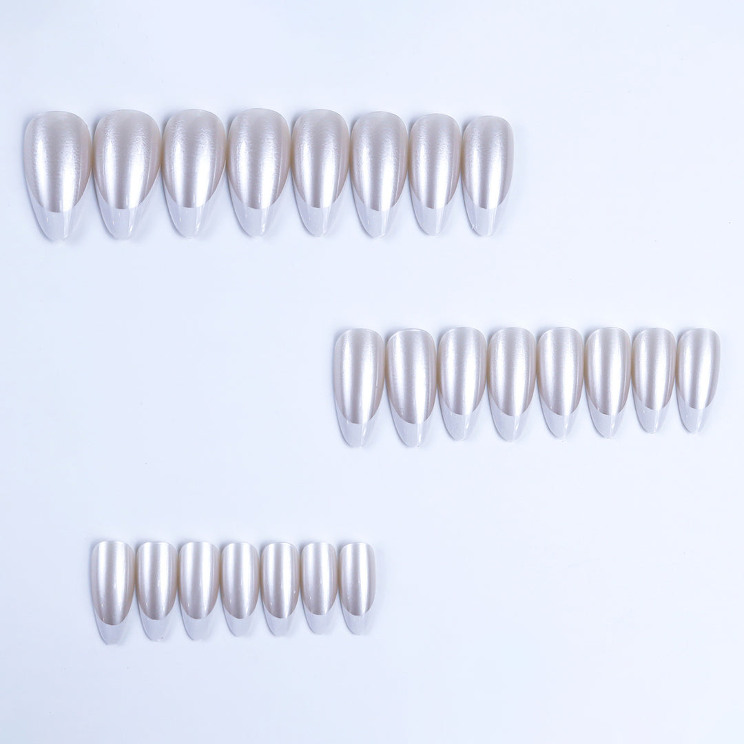 Artificial nails with elegant French design and high-gloss finish Kalsten