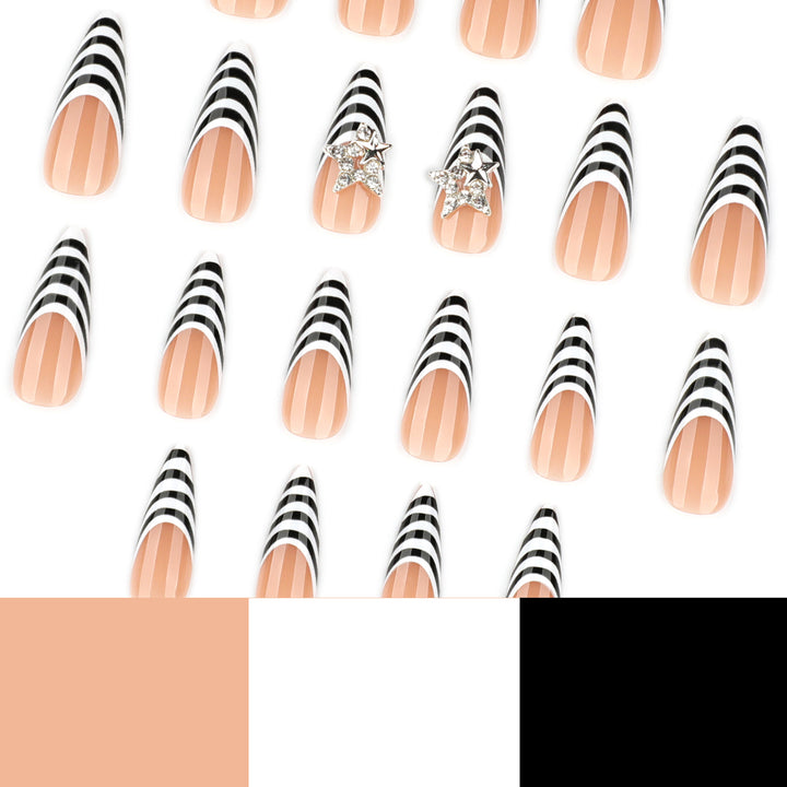 Glamorous Lace Nails Kalsten