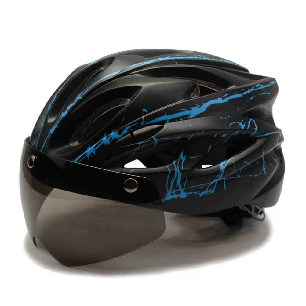 Bicycle helmet with integrated sun visor and optimal ventilation Kalsten