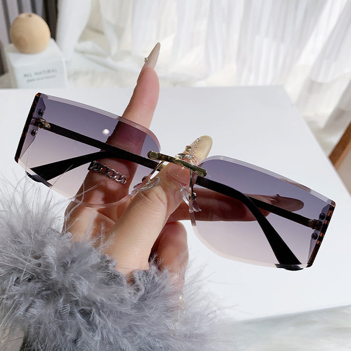 Women elegant sunglasses with high-quality geometric design Kalsten