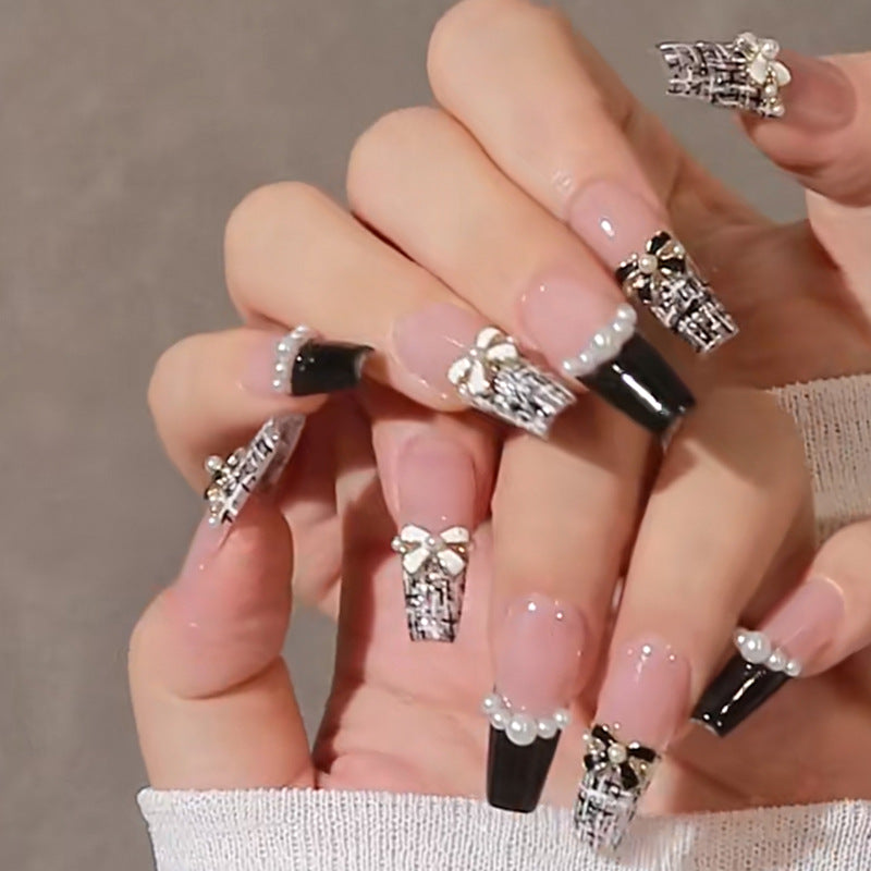 Nail Art Extensions with Ribbons and Pearls Kalsten