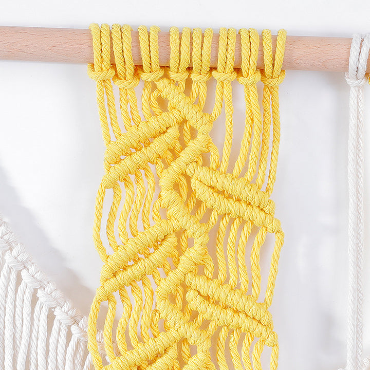 Macrame Wall Hanging with Modern Fringe and Stylish Leaf Elements Kalsten