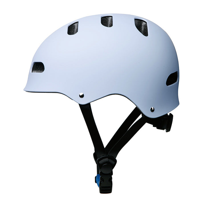 Skate helmet with advanced ventilation technology Kalsten