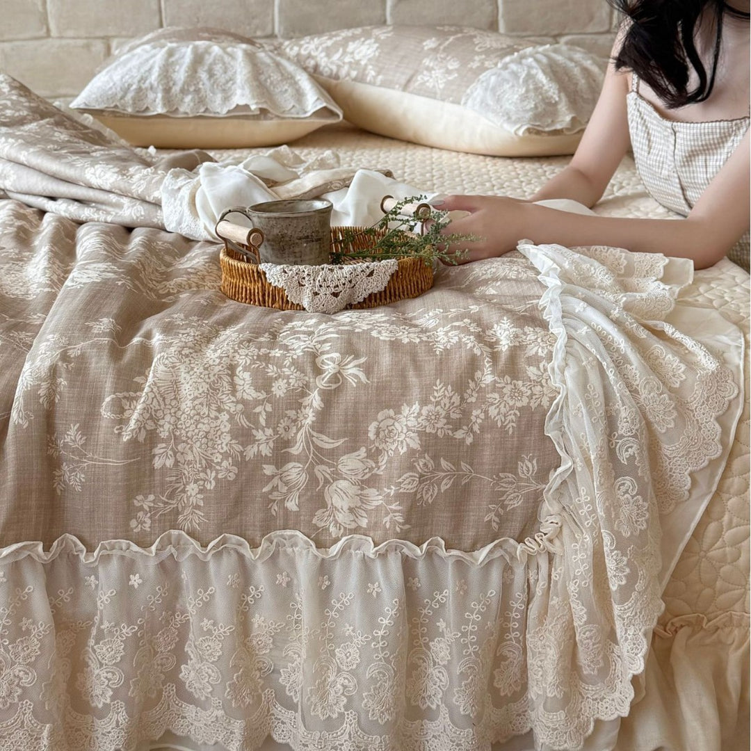 Padded bedspread set with multilayer lace trim and floral woven texture