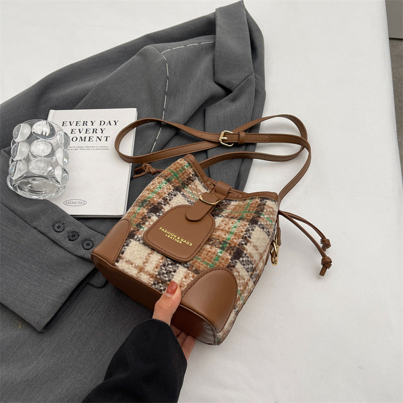 Fashionable Bucket Bag Kalsten