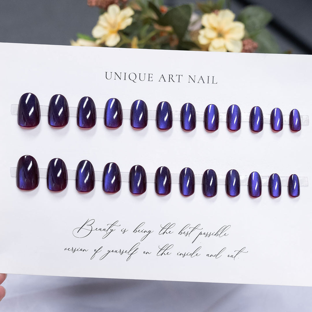 Glossy Press-On Nail Art Set