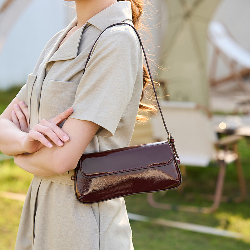 Elegant Glossy Handheld Clutch Bag