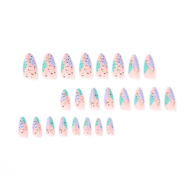 Artificial nail art with unique geometric design Kalsten