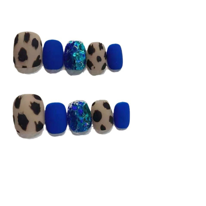 Matte Press-On Nail Set with Decorative Accents