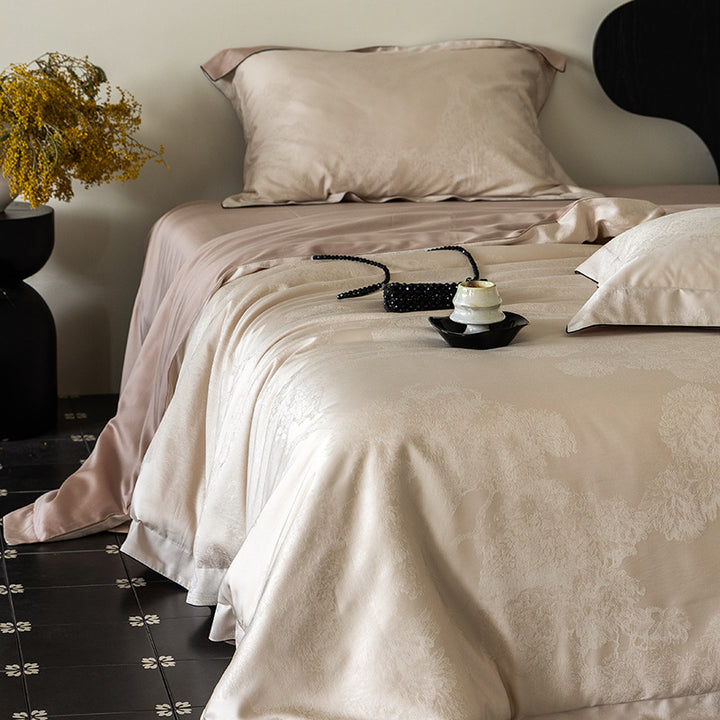 Fine jacquard satin bedding set with tone-on-tone pattern and concealed zipper