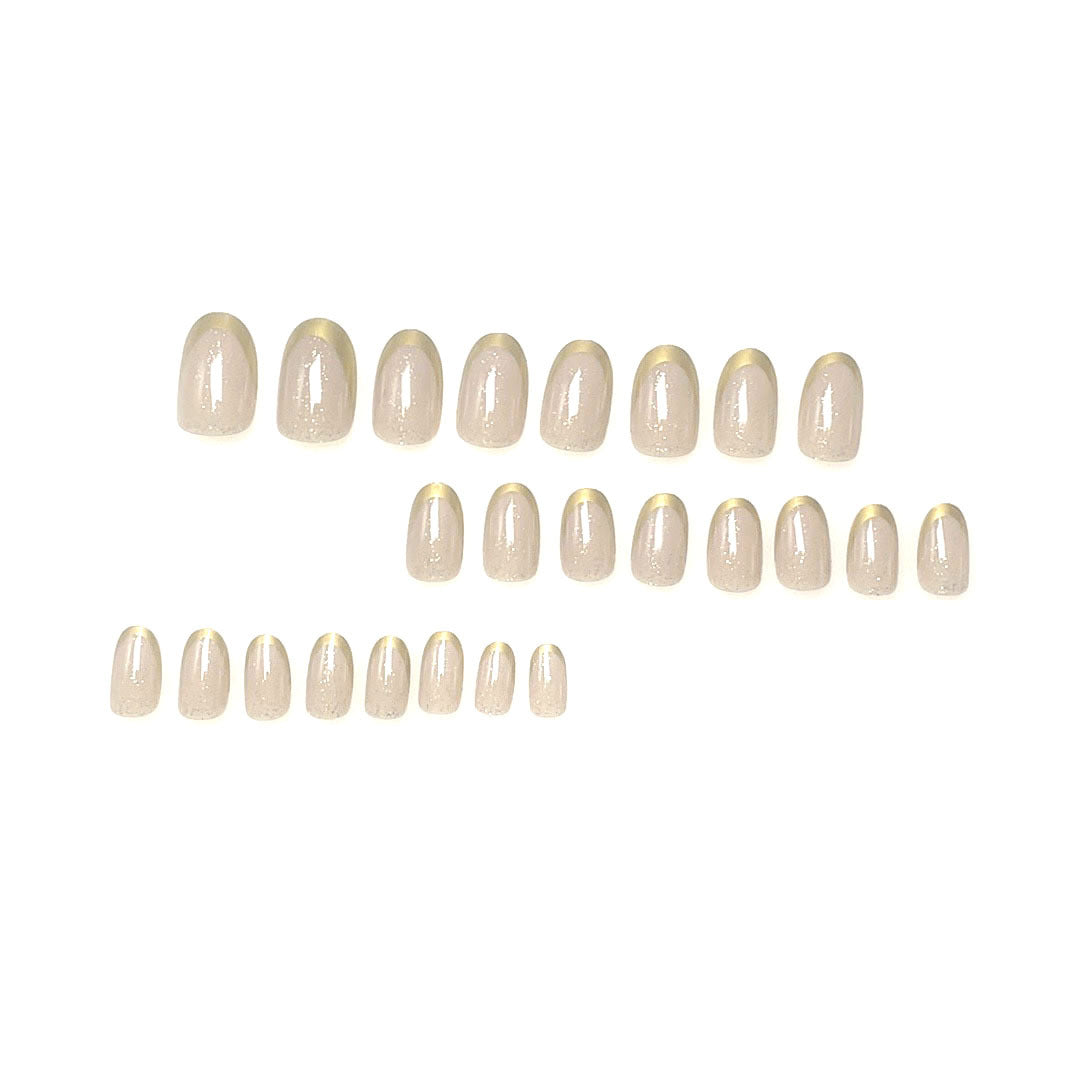 Luxurious Glittery Nail Art Kalsten