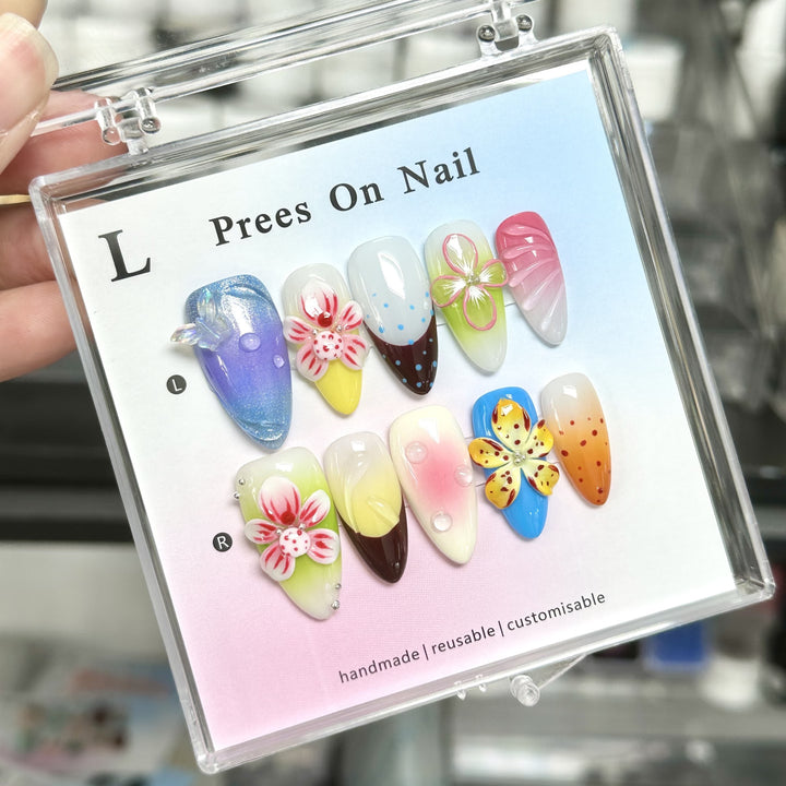 Artistic Flower-Embellished Press-On Nails
