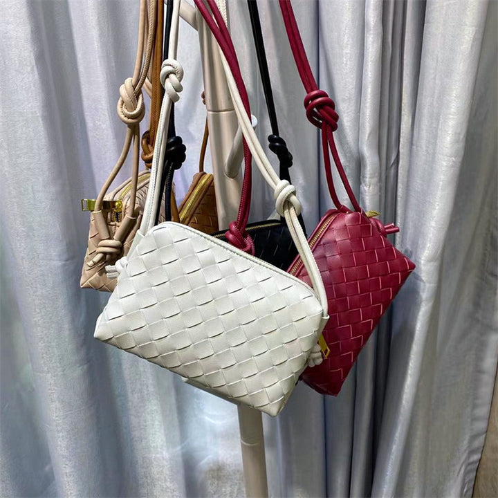 Elegant Woven Shoulder Bag Kalsten