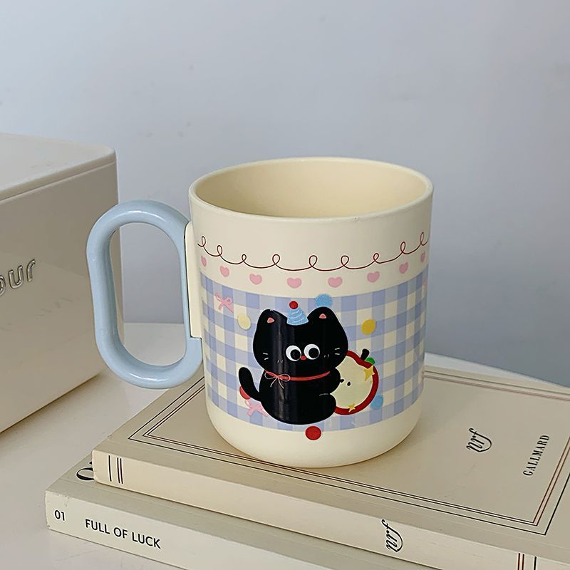 Coffee mug with cute cat design Kalsten