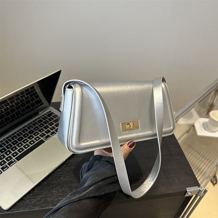 Modern Geometric Handheld Clutch