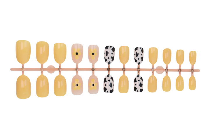 Art nail set with floral and trendy animal patterns Kalsten