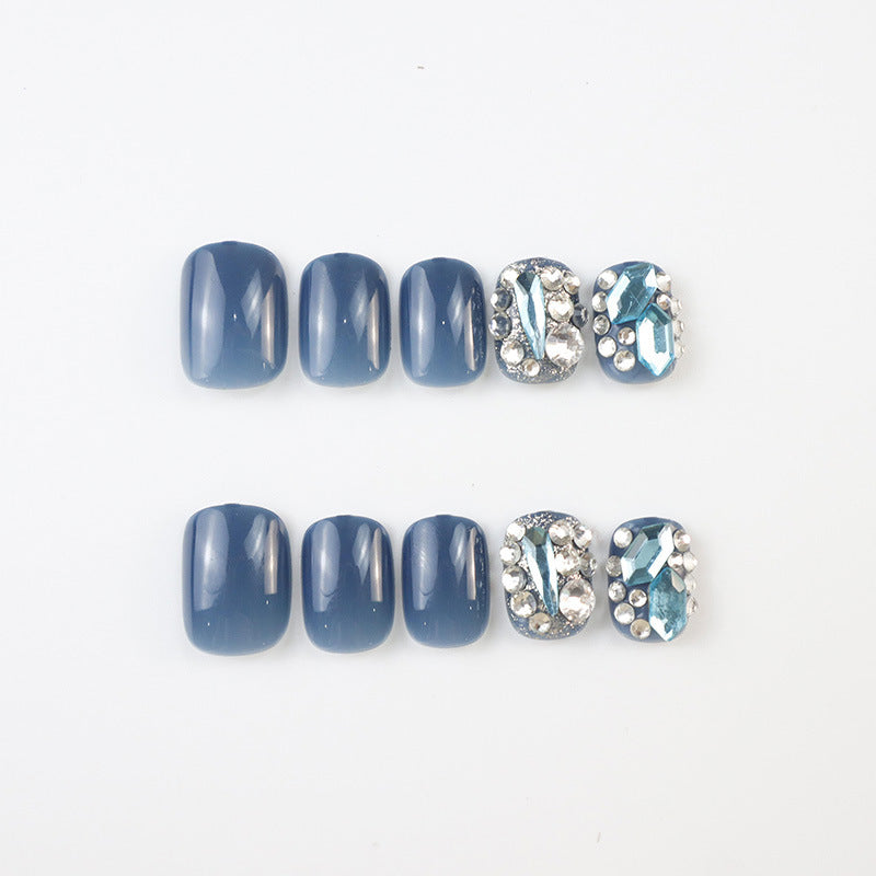 Glamorous Rhinestone-Embellished Press-On Nail Set Kalsten