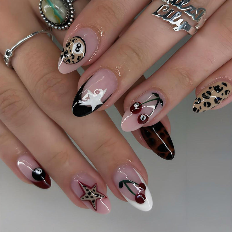 Artificial nail set with trendy animal and maritime designs Kalsten