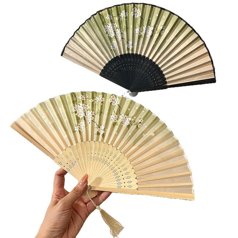 Hand fan with elegant floral pattern Kalsten