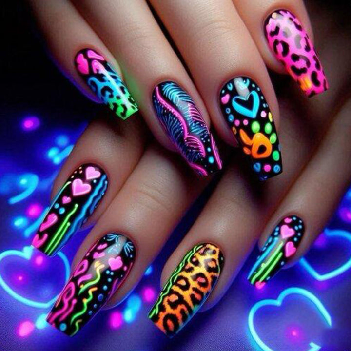 Trendy Neon Nail Art Kalsten