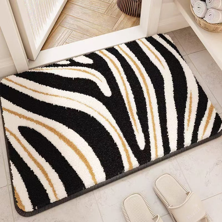 Strawberry-Themed Plush Bath Mat