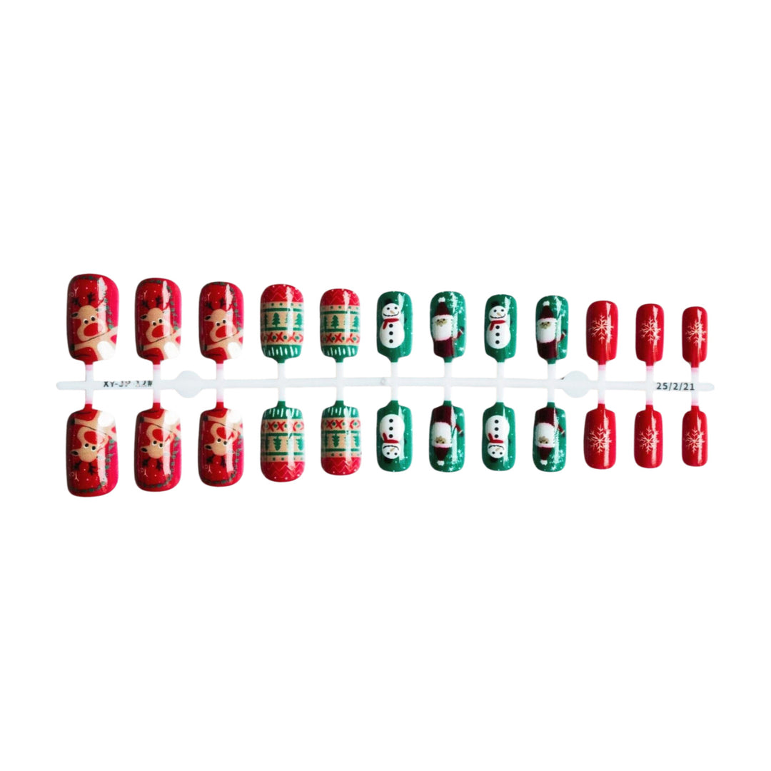 Festive Holiday-Themed Nail Art