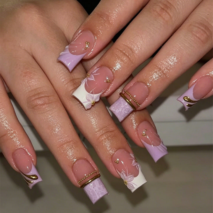 Artificial Nail Set with Elegant and Created Designs Kalsten