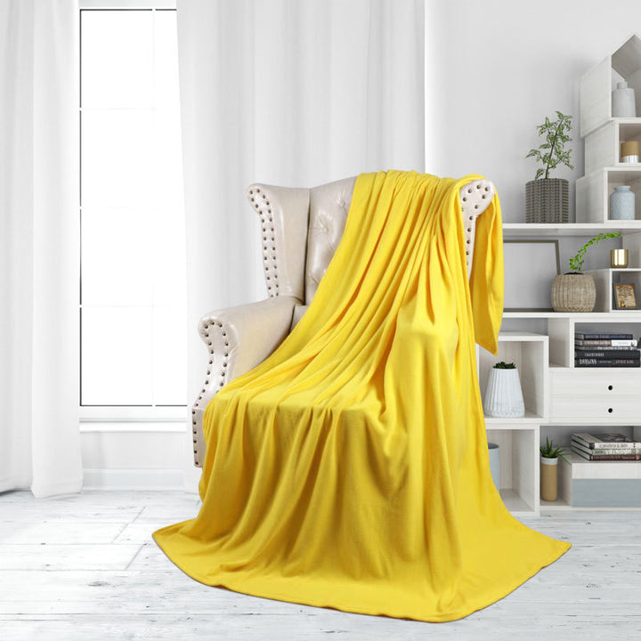 Ladies luxurious and cuddly living room blanket Kalsten