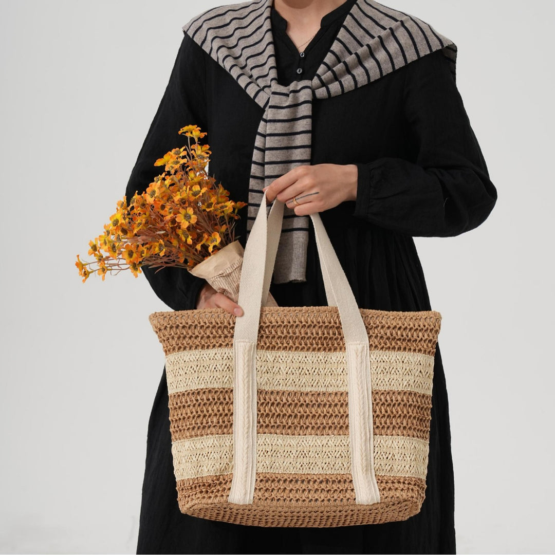 Beach bag made of sustainable natural material with structured design Kalsten