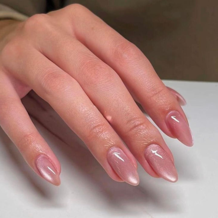 Artificial nails with elegant mirror shine Kalsten