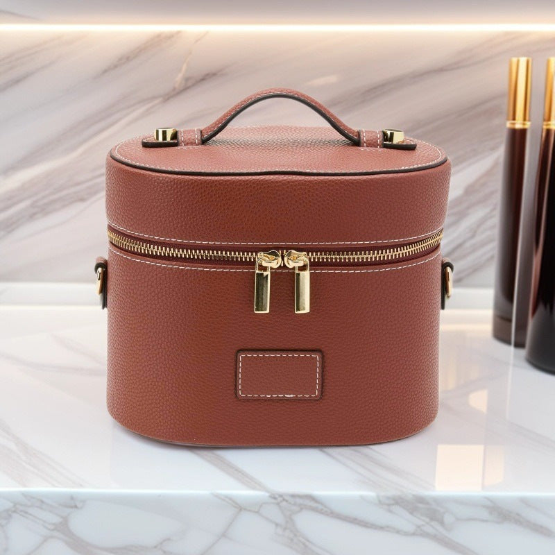 Elegant and Compact Cosmetic Bag Kalsten
