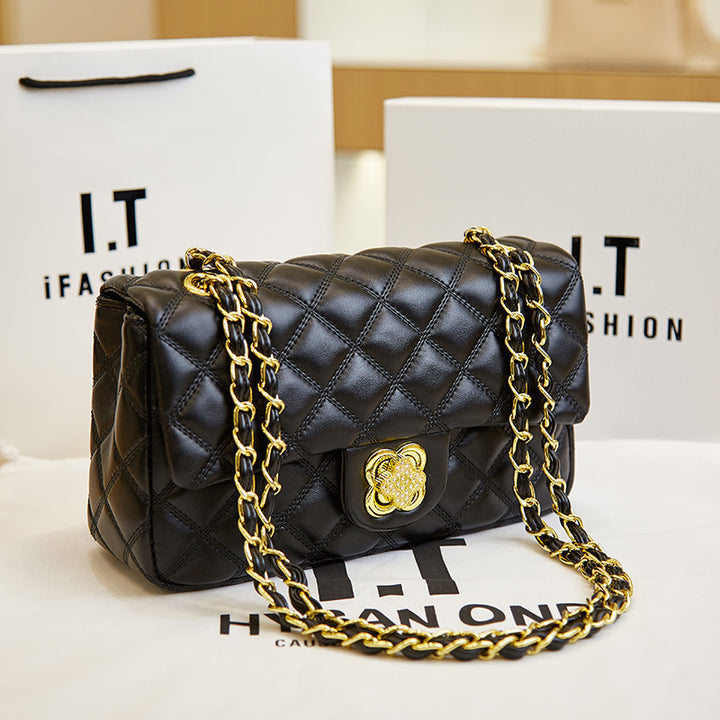Elegant Quilted Chain Crossbody Handbag