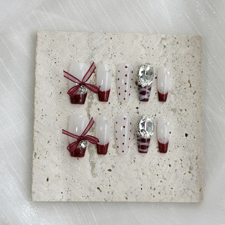 Butterfly-Embellished Press-On Nail Set