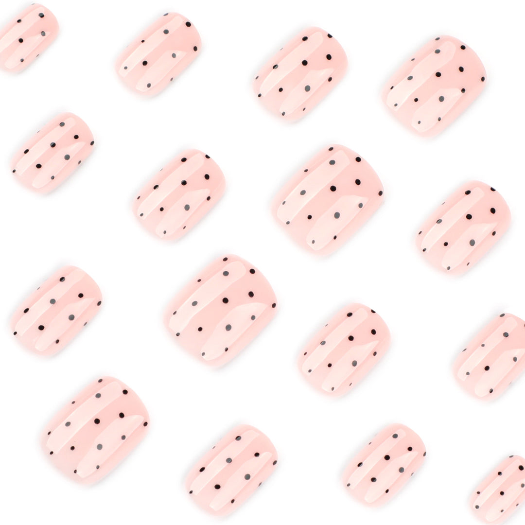 Artful Nail Art with Modern Dot Patterns Kalsten