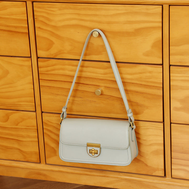 Elegant Crossbody Clutch Bag