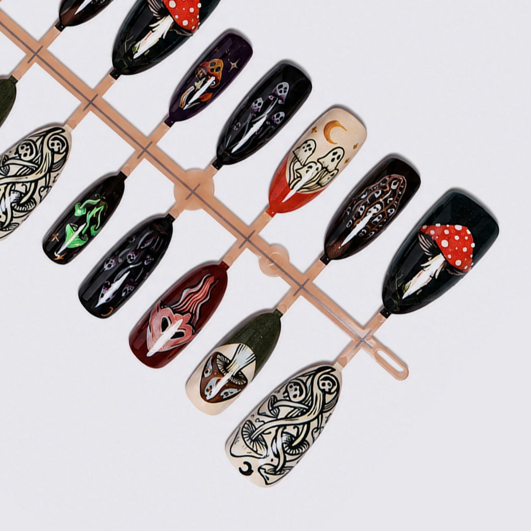 Creative nail art set with playful Halloween design Kalsten