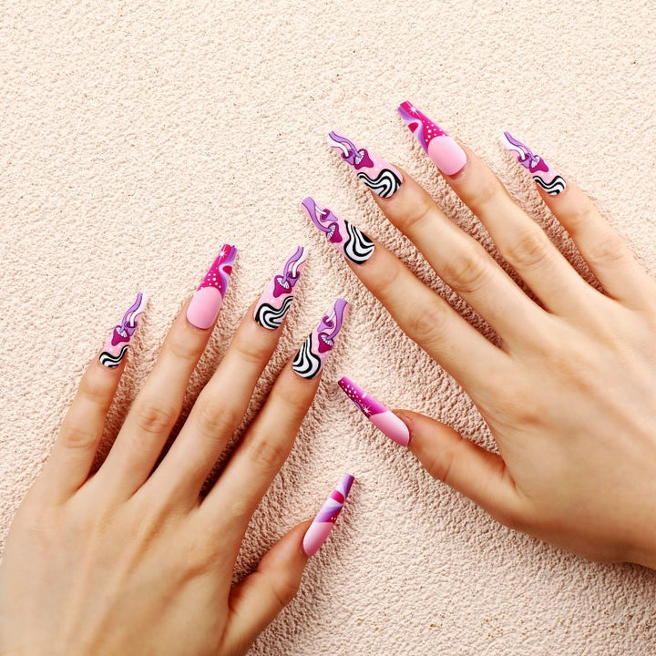 Artificial nails in modern abstract design Kalsten
