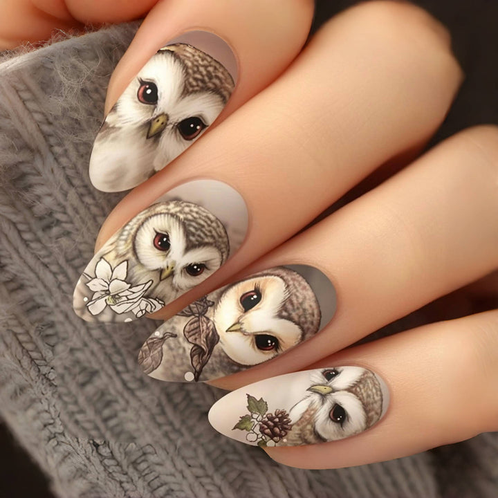 Artificial nails with owl design Kalsten