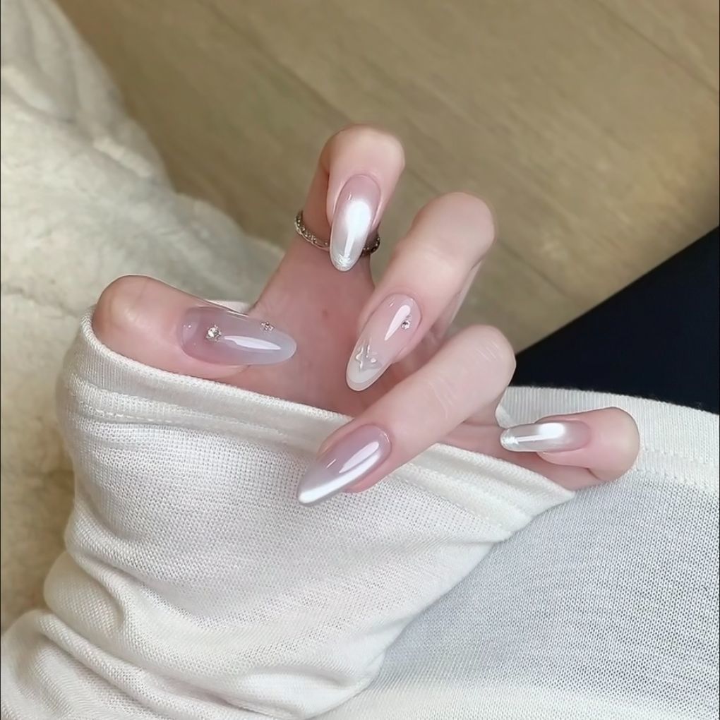 Glittery French Tip Nail Extensions