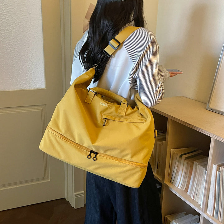 Versatile Multi-Pocket Travel Duffle Kalsten