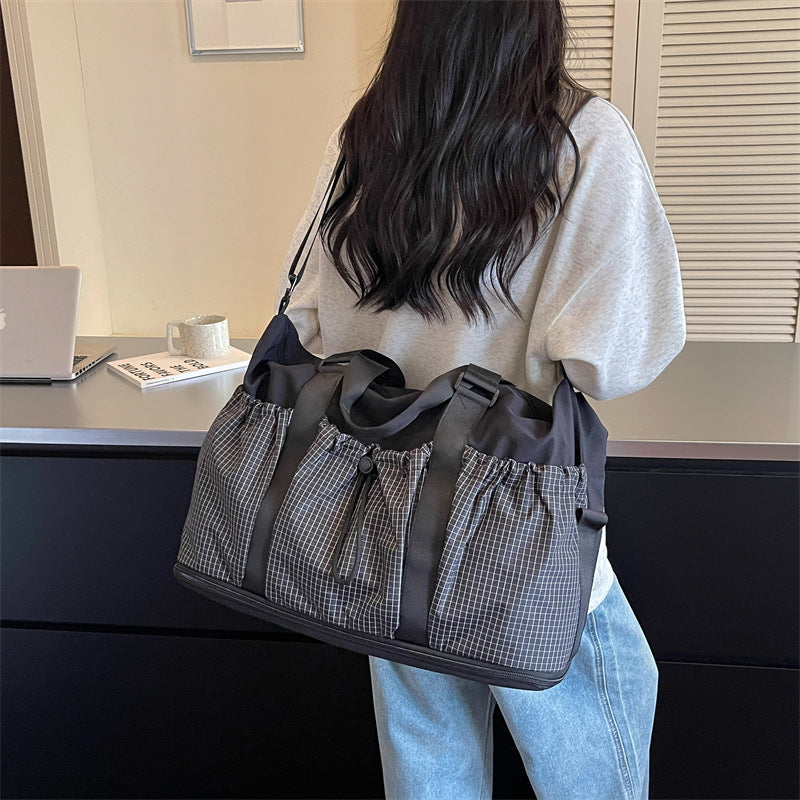Large Capacity Weekend Duffle